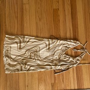 Women’s mini dress. Halter top style. Size medium.